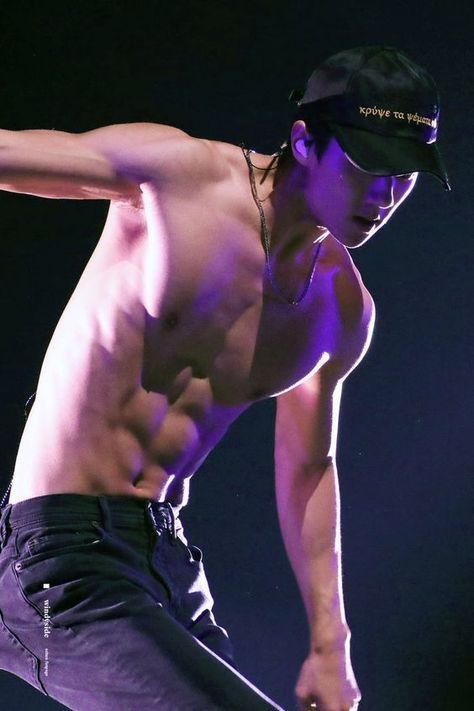 Exo Abs, Exo Hot, Surfer Boys, Ripped Abs, Hot Abs, Handsome Asian Men, Xiu Min, Kim Jongdae, Exo Sehun