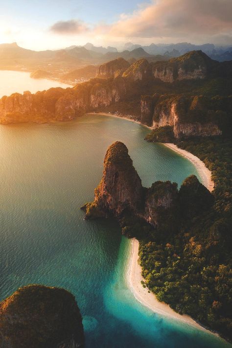 chakjoe — lsleofskye: Untitled | lifewithelliott Location:... Railay Beach Thailand, Best Travel Insurance, Railay Beach, Thailand Photos, Thailand Beaches, Travel Buddy, Krabi, Incredible Places, Beautiful Places To Travel