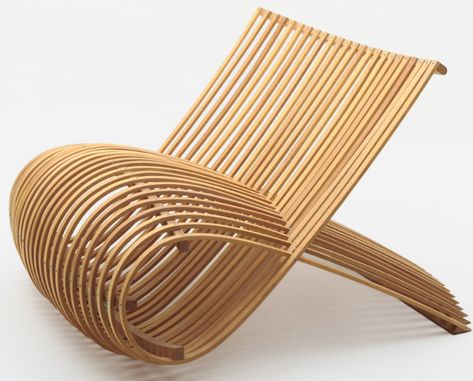 Marc Newson (b. 1963, Australia), 1988, Wood Chair, Wood, Manufacturer: Cappellini S.p.A., Milan, Italy, 61.9 x 82.6 x 101 cm. © 2019 Marc Newson Gucci Products, Marc Newson, Modern Appartement, Chair Wood, Modern And Contemporary Art, Funky Furniture, Furniture Maker, Cool Chairs, Take A Seat