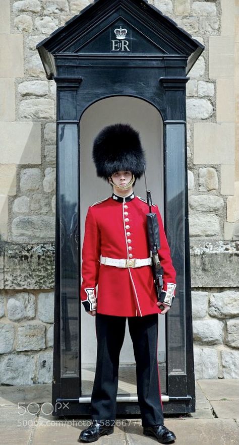 British Redcoats, British Royal Guard, Grenadier Guards, Queens Guard, The Crown Jewels, Royal Guard, Flower Festival, Red Icons:), Windsor Castle