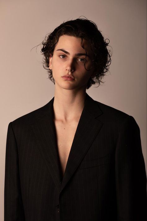 Scottish Male Models, Black Hair Male Model, Feminine Male Face, Wavy Hair Short Men, Black Haired Boy, Brown Eyes Aesthetic, Men's Long Hairstyles, Men Photography