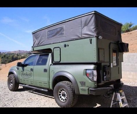 Raptor camper Rikki Rockett, Vw T3 Doka, Pop Up Truck Campers, Truck Bed Camping, Pickup Camper, Camper Shells, Expedition Truck, Off Road Camper, Popup Camper