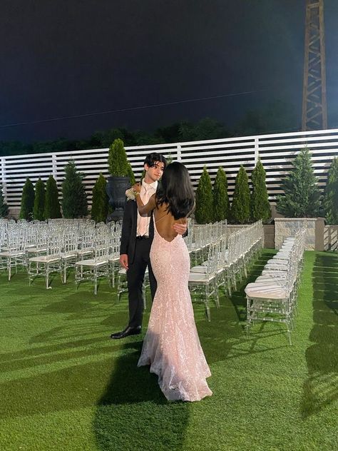 Prom Couple Poses Black People, Baby Pink Dress Prom, Prom Backless Dress, Light Pink Prom Dress Aesthetic, Pink Prom Ideas Black Couples, Pink Prom Dresses Couple, Pink Dress Prom Couple, Classy Prom Looks, Light Pink Prom Dress Couple