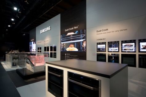 Kitchen Exhibition, Electronics Store Design, Kitchen Electronics, Kitchen Showroom, Kitchen Company, Bespoke Kitchen, Electronic Shop, Counter Display, Kitchen Design Trends