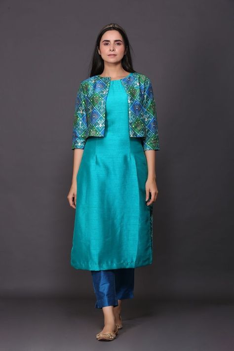 Jacket Kurti, Silk Kurti Designs, Indian Kurti Designs, Kurta Style, Simple Kurta Designs, Designer Kurti Patterns, Simple Kurti Designs, Long Kurti Designs, Kurta Neck Design