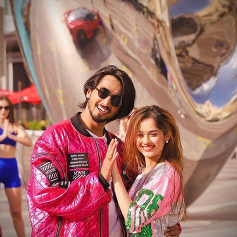 Faisu And Jannat Photo, Jannat Zubair Rahmani, Jannat Zubair, Happy New Year Images, Teen Actresses, New Year Images, Cute Couples Photos, Best Love Quotes, Actress Pics