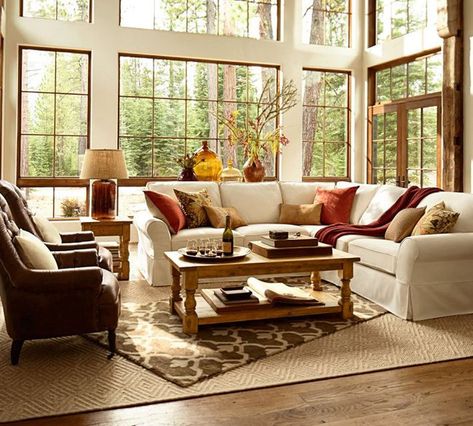 Get the Look: Layered Rugs {How to Layer Rugs Like a Pro!} - TIDBITS&TWINE Fall Inspired Living Room, Pottery Barn Living Room, Pottery Barn Style, Leather Living Room Furniture, Barn Living, Sala Grande, Furniture Rustic, Living Room Furniture Layout, Rustic Pottery