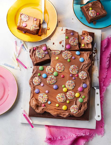 Chocolate Party Cake, Traybake Recipes, Chocolate Traybake, Traybake Cake, Magazine Recipe, Easy Carrot Cake, Fruity Cake, Tray Bake Recipes, Food Art For Kids