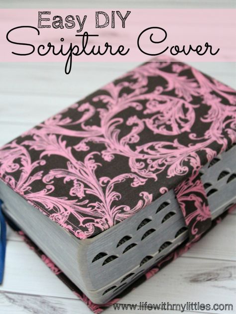 Diy Bible Cover, Diy Book Cover, Scripture Case, Bible Cases, Fabric Book Covers, Book Cover Diy, Bible Cover, Bible Covers, Creation Couture