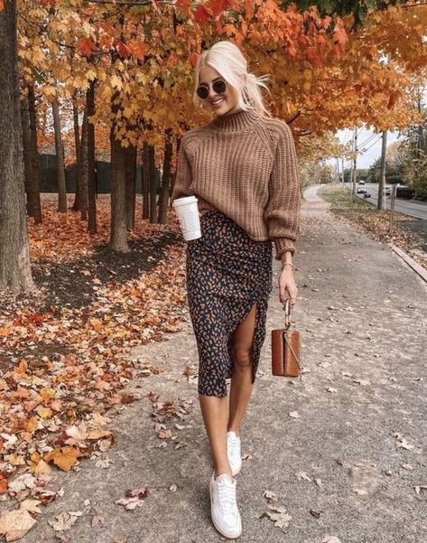 Street Style: Fall Outfits 2020 | Fashion Cognoscente Nuclear Energy, Energy Crisis, Leopard Print Skirt, Trendy Fall Outfits, Outfit Fall, Trendy Fall, Energy Sources, Mode Inspo, Autumn Outfit