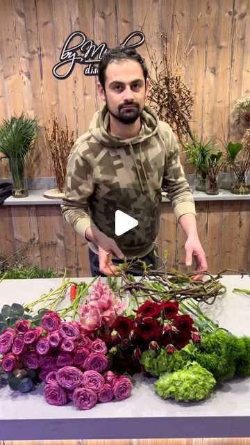 Master Florist on Instagram: "👀 Marvel at the expertise of @byMusho as he spins enchantment ✨ with vibrant spray roses from @worldofsprayroses 🌹. Don't miss this creation 💐🎨 – discover it now and let the floral inspiration unfold!  💐🧑‍🎨 @bymusho 📦🚚 @verdnatura  #masterflorist #masterflorists #ambassador #winningteam #worldofsprayroses #sprayroses" Spray Roses, Enchanted, Spinning, Florist, Flower Arrangements, Spray, Marvel, Floral, Flowers