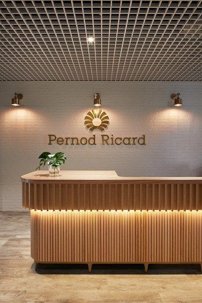 Pernod Ricard Office, Hotel Counter Design Reception Desks, Counter Shop Design, Hotel Desk Design, Hotel Reception Design Receptionist Desk, Shop Reception Design, Hotel Counter Design, Counter Reception Design, Hotel Lobby Design Reception Counter