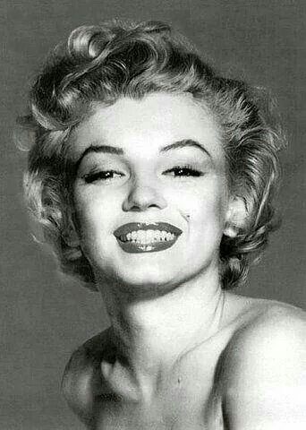 Marilyn Marilyn Monroe Life, Actor Studio, Joe Dimaggio, Marilyn Monroe Photos, Norma Jean, Norma Jeane, Blonde Bombshell, Classic Beauty, Up Girl