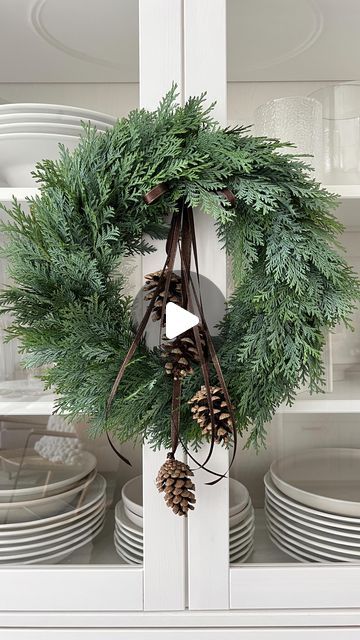 A Simple Christmas, Bouquets Diy, Natural Wreath, Grandparenting, Navidad Diy, Diy Christmas Decorations, Craft Lovers, Christmas Makes, Diy Interior