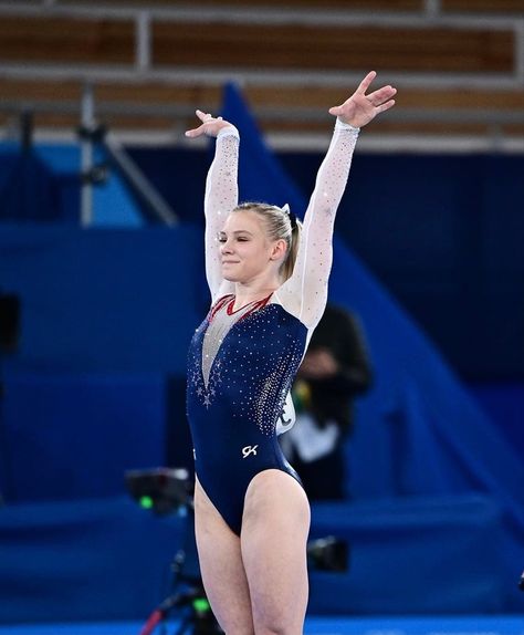 Olympic Gymnastics Leotards, Jade Carey, Tokyo Summer, Floor Exercise, Gymnastics Poses, Gymnastics Photos, Usa Gymnastics, Us Olympics, Gymnastics Pictures