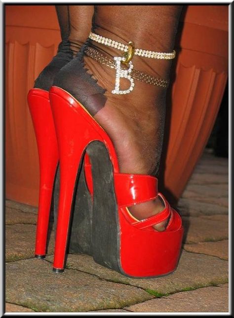 Red Stiletto Heels, Heels Slippers, Very High Heels, Red Platform, Pantyhose Heels, Beautiful High Heels, Heels Stilettos, Stockings Heels, Nylons Heels