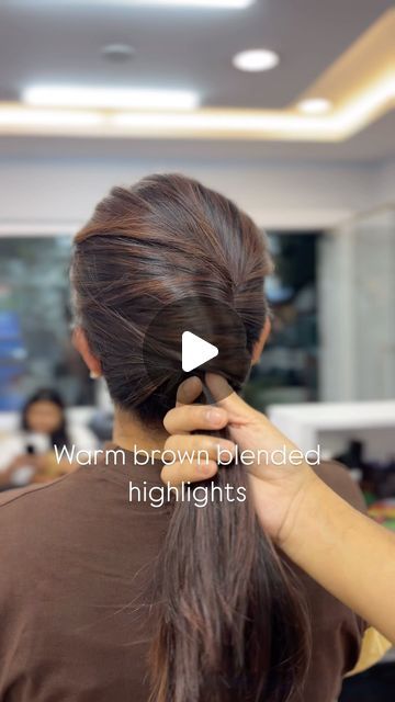 The Coco Salon on Instagram: "Subtle warm brown blended highlights ✨
🦋Your hair our care ❤️
.

☎️ call - 8855020675 / 9960863696 for consultation and appointments 
.
.
📍The Coco Salon,opposite HDFC bank, near Dutta Mandir chawk,Viman nagar , Pune 411014
.
.
.
#hair #hairfahion #thecocosalon #bestintown #trending #pune #hairmakeover #hairtransformations #haircolour #hairsalon #vimannagar  #instadaily" Short Chocolate Brown Hair, Blended Highlights, Hdfc Bank, Lehenga Designs Simple, Chocolate Brown Hair, Hair Makeover, Lehenga Designs, Warm Brown, Pune