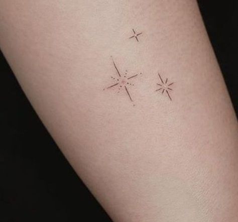 Small Fine Line Star Tattoo, Second Star To The Right Tattoo Simple, Mini Friend Tattoos, Northern Star Tattoo Small, Delicate Star Tattoo, Small Tattoo Star, Small Initial Tattoo Ideas, Mini Tattoos Sisters, North Star Tattoo Design