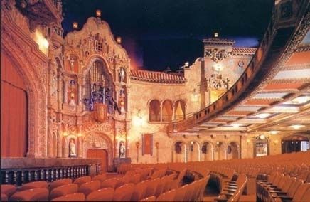 Tampa Theatre, Historic Theater, Tampa Bay Area, Kid Friendly Activities, Visit Florida, Romantic Destinations, Old Florida, Vintage Florida, Night Ideas