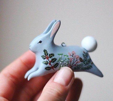 Clay Rabbit, Diy Air Dry Clay, Rabbit Painting, Clay Animals, Clay Ornaments, Clay Art Projects, Cute Clay, Clay Figures, Fimo Clay