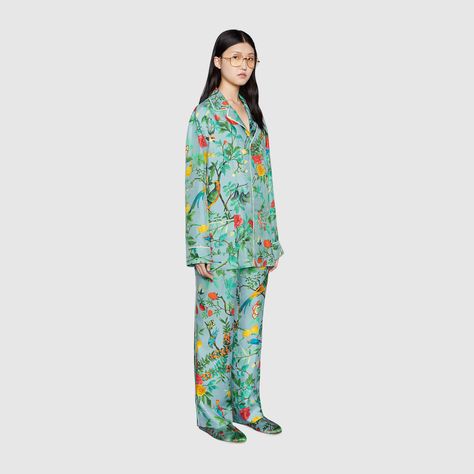 Shop the Silk Tian print pajama set at GUCCI.COM. Enjoy Free Shipping and Complimentary Gift Wrapping. Gucci Casual Loungewear Bottoms, Gucci Inspired Pajamas, Gucci Pajamas, Silk Pijamas, Silk Print Pajamas, Pjs Pants, Cheetah Print Pajamas Satin, Best Pjs, Bold Dresses