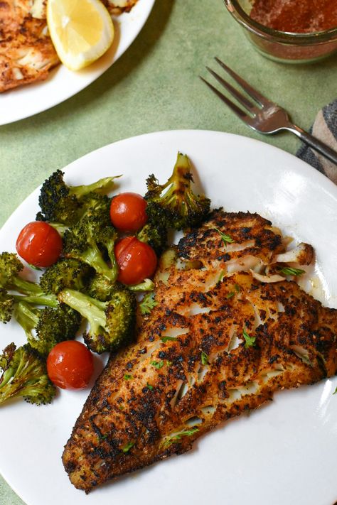 Blackened Cod with Broccoli - Recipe Hippie Blackened Cod Recipes, Blackened Cod, Oven Baked Cod, Baked Fish Tacos, Mediterranean Diet Shopping List, Cholesterol Meals, Baked Cod Recipes, Cod Fillets, Greek Potatoes