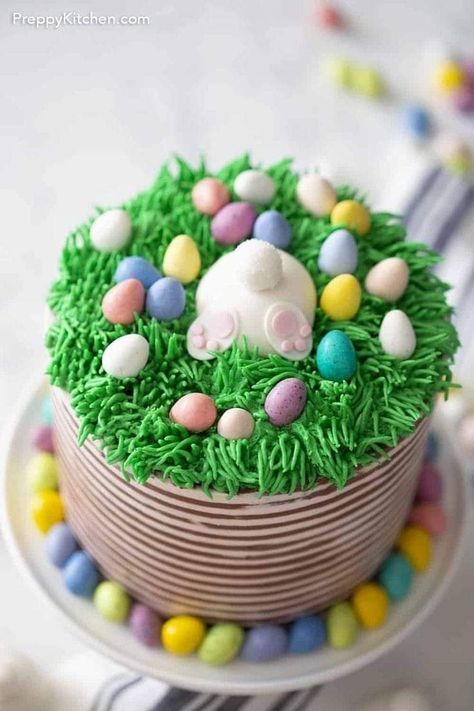 Easter Cake Decoration, Easter Theme Cake, Easter Chocolate Cake, Easter Birthday Cake, Spring Cake Designs, Easter Themed Cakes, Easter Cake Designs, Easter Meal Ideas, Easter Baking Ideas