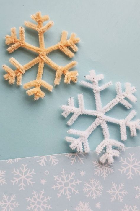 Pipe Cleaner Snowflakes, Religious Christmas Crafts, Elf Crafts, Cute Ornaments, Snowflake Craft, Santa Crafts, Pipe Cleaner Crafts, Diy Christmas Tree Ornaments, Winter Crafts For Kids