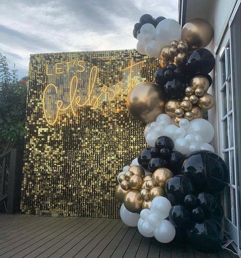 Outside Wedding Decorations Reception, 18th Birthday/graduation Party Ideas, Milestone Party Decorations, Bad And Bougie Theme Party, Easy Boho Backdrop Ideas, Great Gatsby Balloon Decor, Black Tie Affair Party Decorations, Gala Birthday Party Ideas, University Graduation Party Ideas Decoration