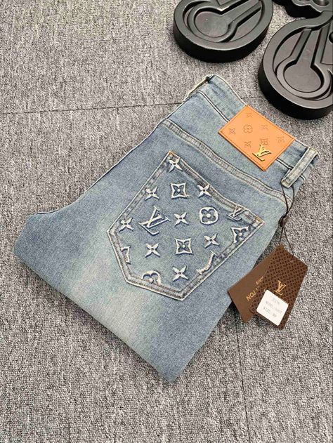 Louis Vuitton Jeans Men, Louis Vuitton Jeans, Jeans Patch, Lux Life, Denim Label, Ripped Men, Lois Jeans, Patched Jeans, Lv Belt