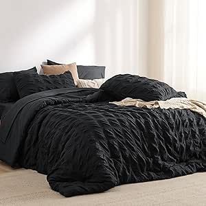 Cheetah Print Rooms, Seersucker Bedding, Queen Bed Set, Down Alternative Comforter, Bedding Essentials, Bed In A Bag, Queen Comforter Sets, Queen Bedding Sets, Queen Comforter