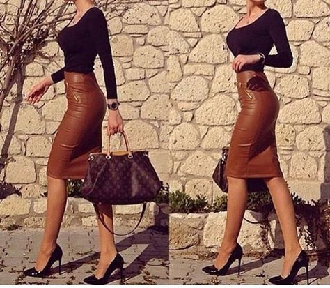 Brown Leather Skirt, Skirt Diy, Mode Tips, Mode Casual, Pinterest Fashion, Fashion Seasons, Professional Outfits, Elegant Outfit, Work Fashion