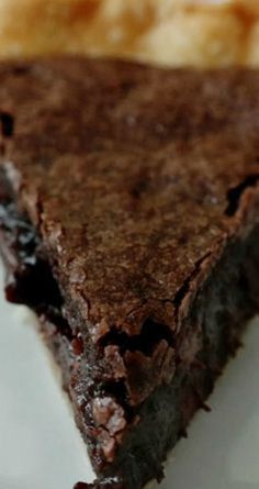 Pie Crust Desserts, Brownie Pie Recipe, Easy Brownie, Brownie Pie, Fudge Pie, Pie Slice, Flaky Pie Crust, Chocolate Pie, Chocolate Chocolate