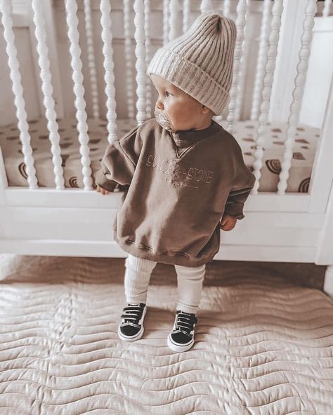 Soldier + Stone on Instagram: “How’s this for adorable? Ilo wearing our Soldier+Stone Jumper and Alpine Leggings. Tap to shop 📷 @gemma__simpson” Boy Leggings, Baby Boy Leggings, Baby Boy Winter Outfits, Boys Winter Clothes, Boys Leggings, Newborn Baby Tips, Fall Baby Clothes, Baby Tumblr, Baby Fashionista