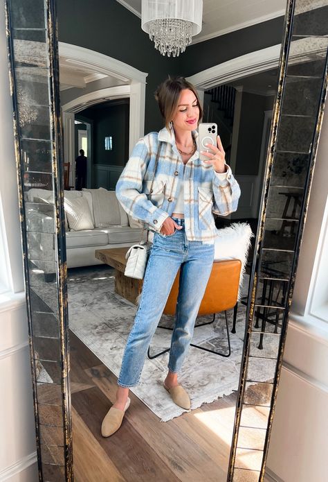 Light Blue Shacket Outfit, Blue Shacket Outfit, Cropped Shacket Outfit, Blue Shacket, Chic Fall Outfit, Shacket Outfit, Fall Wardrobe Staples, Trendy Outfit Ideas, Plaid Shacket