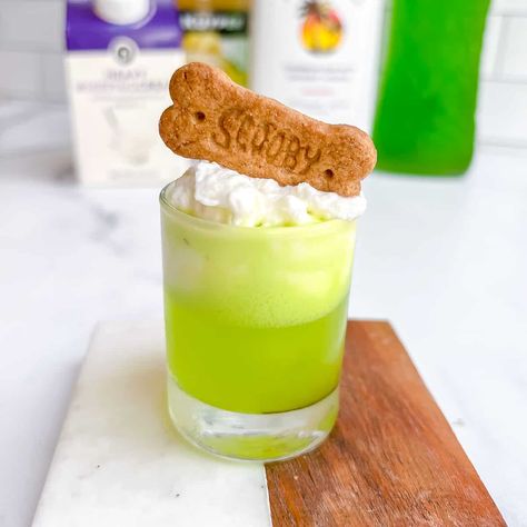 Scooby Themed Food, Scooby Doo Food Ideas Snacks, Scooby Doo Scooby Snacks, Scooby Doo Cocktail, Scooby Doo Drink, Scooby Doo Party Food Ideas, Scooby Doo Wedding Theme, Scooby Doo Snack Shots, Scooby Doo Themed Drinks