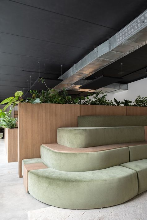 #architecture #interiorarchitecture #office #furniture #couch #green #industrial #velvet #plants #wood #concrete Concrete Wood Interior, Green Lobby, Concrete Office, Living Room Lighting Design, Modern Office Space, Wood And Concrete, Seating Ideas, Simple Meals, Green Office