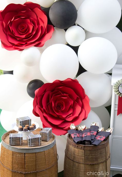 Kentucky Derby party ideas | Chica and Jo Run For The Roses Kentucky Derby, Kentucky Derby Party Decorations Ideas Table Settings, Derby Party Photo Backdrop, Kentucky Derby Decorations Diy, Kentucky Derby Balloon Decor, Kentucky Derby Graduation Party, Derby Decorations Diy, Derby Balloon Arch, Ky Derby Party Ideas