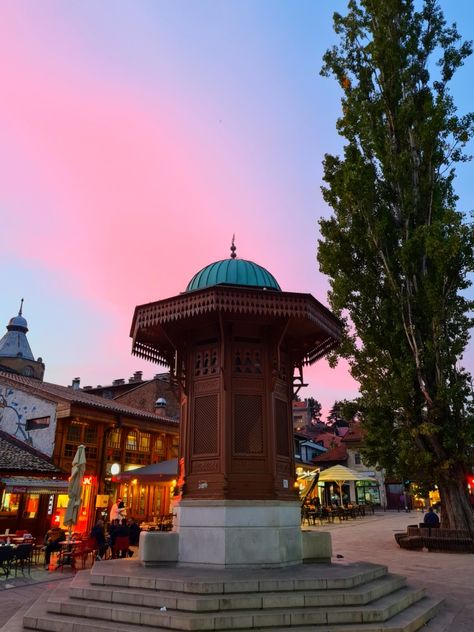 #Sarajevo#Sebilj#old town#city#sunset#nature Sebilj Sarajevo, Sarajevo Aesthetic, Bosnian Culture, Balkan Style, Sarajevo Bosnia, City Sunset, Sunset City, Sunset Nature, Pretty Places