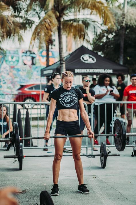 miami crossfit competition Crossfit Competition, Crossfit Photography, Crossfit Women, Christmas Shoot, Gym Motivation, Crossfit, Vision Board, Miami, Gym