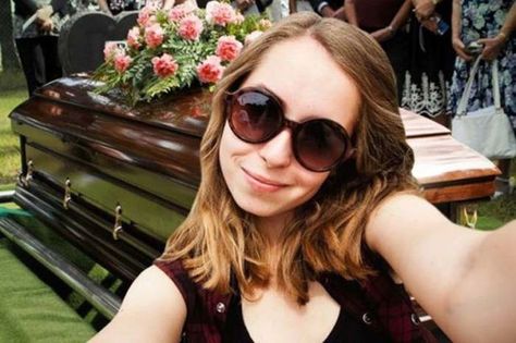 The 26 Most Inappropriate Selfies Ever Awkward Moments, Humour, Selfie Fail, Webby Awards, Have A Laugh, You Funny, Round Sunglass Women, Bones Funny, Funeral