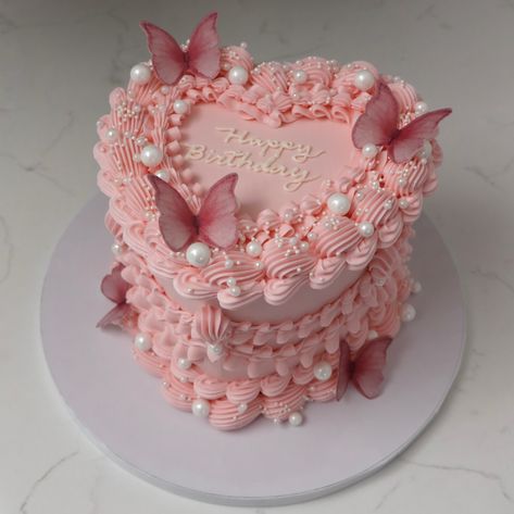 💗🦋 - Cake Details - Size: Mini 6” (two layers) Add-ons: Pearls (edible) + butterflies (edible) #custom #cakes #customcakesseattle #seattlecakes #seattle #emmacakes #emmacakesseattle #seattlebaker #seattlewedding #seattlebirthday 30th Heart Cake, Butterfly Heart Cake, Birthday Cakes Butterfly, Butterfly Shaped Cake, Birthday Cake Butterfly, Pearl Cakes, Heart Cake Birthday, Pink Butterfly Cake, Cake With Butterflies