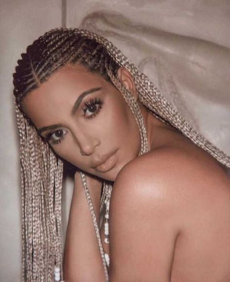 Kim Kardashian Blonde, Kim Kardashian Braids, Kardashian Braids, Kim Kardashian Hair, Kardashian Hair, Vegan Bag, African Hair Braiding Styles, Long Brunette, Blonde Braids