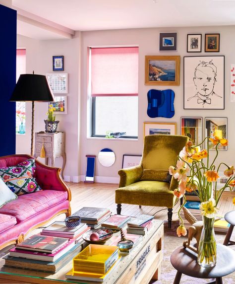 Colorful Aesthetic Decor, Atl Apartment, Artsy Home, Mc House, Maximalist Living Room, Maximalist Interior Design, Colorful Homes, Colourful Decor, Maximalist Interior