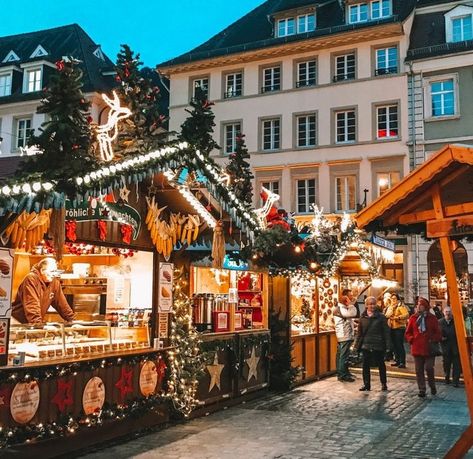 Cologne Christmas Market, Christmas Markets Germany, Historical Christmas, German Christmas Markets, Christmas In Europe, Best Christmas Markets, Christmas Markets Europe, Christmas Town, German Christmas