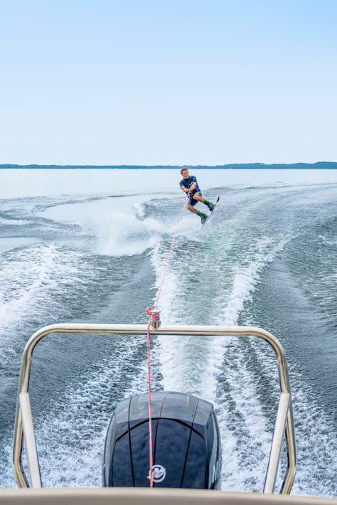 Good vibes happen on the tides. 🌊🚤🌊😎👍  #Quicksilver #Quicksilverboats #boats #boatlife #watersports #fun #wakeboarding #waterskiing #lifestyle #wakeboard #boat Wake Boarding, Lake Days, Extreme Adventure, Surf Camp, Surf House, Water Life, Water Sport, Meteorology, Kitesurfing