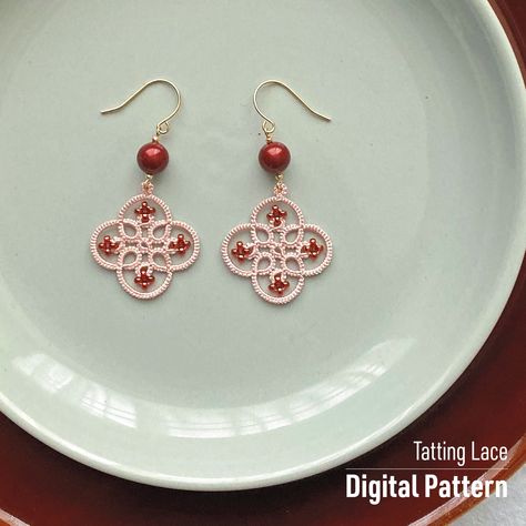 This page sells only the Earrings pattern. The set of necklace and earrings is also available. This is a digital pattern for tatting lace that can be downloaded immediately after purchase. The pattern is written in English and Japanese. Please note that printed copies will not be sent. This pattern is a separate volume of 'Tatting Lace, Marmelo Pattern Book 1' released in 2021.  materials: Silk buttonhole thread (Daikoku Shigyo Silk lace thread pink 13, size #16, similar to size 40 cotton thread Tatting With Beads, Tatted Clothing, Needle Tatting Tutorial, Tatted Jewelry, Tatting Shuttles, Shuttle Tatting, Needle Tatting Patterns, Thread Beads, Shuttle Tatting Patterns