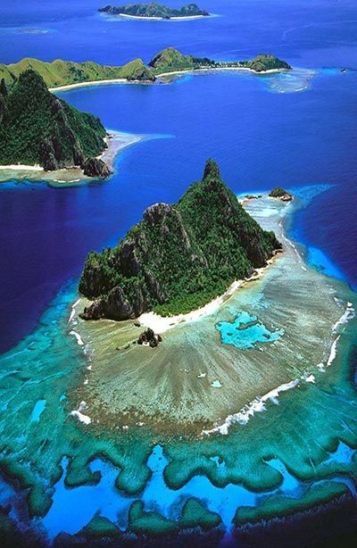 A volcanic archipelagoa wonder. Mamanuca Island, Fiji #travel #islands #places The Tourist, Cheap Flights, Beautiful Places In The World, Beautiful Places To Visit, Most Beautiful Places, Pandora Jewelry, Blue Water, Vacation Spots, Dream Vacations