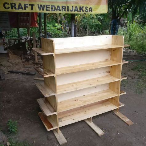 Rak Display/Rak Toko/Rak industrial. Art N Craft jati Belanda Wedarijaksa. Rak Display. Matrial kayu jati Belanda finiaing Natural info Order/custom furniture lainya. wa.081393212839. Craft wedarijaksa.by.Je'o Art. #rak #rakkayu #craftwedarijaksa #jeo_art #jatibelanda #jatibelandajogja #wood #woodworking #woodworker #mebel #furniture #interiordesign #homedesign #art #craft #craftwood #decoração #dekoration #umkm #café #indonesia #instagram #livingroom #bedroom Rak Display, N Craft, Art N Craft, Industrial Art, Art Craft, Custom Furniture, Wood Crafts, Woodworking, Cafe