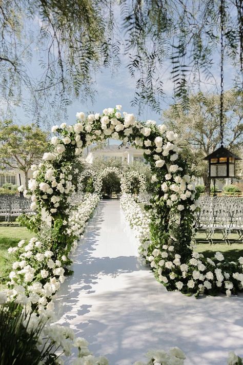 Dream Wedding Reception, Dream Wedding Decorations, White Wedding Theme, Wedding Planning Decor, Dream Wedding Venues, Wedding Venue Decorations, Santa Barbara Wedding, Future Wedding Plans, Outdoor Wedding Decorations